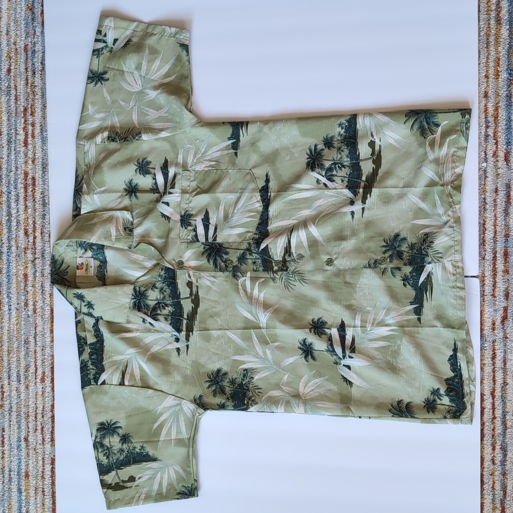 Men's Casual Button Down / Hawaiian Shirt